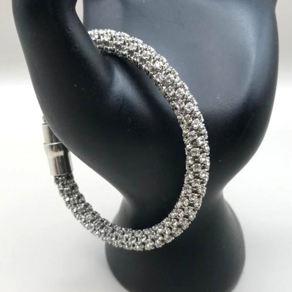 Vintage (925) Sterling & Crystals Magnetic Closure Bangle Bracelet